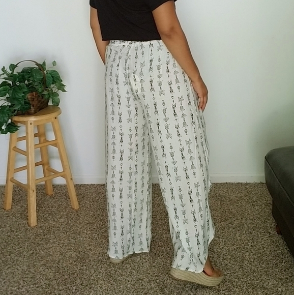 GONE WITH THE WIND ARROW SPLIT PANTS - Picture 9 of 13